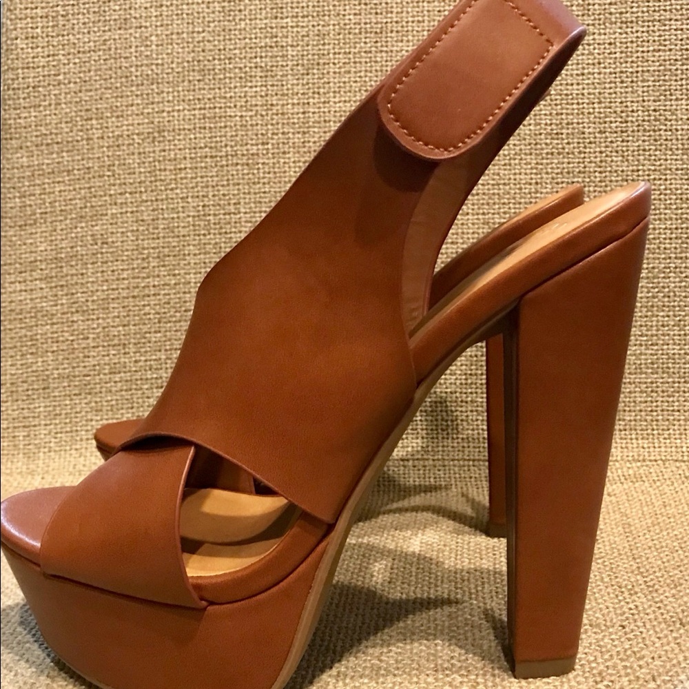 Carmel brown platform sandals